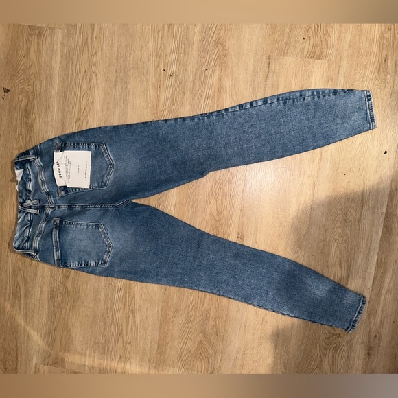 Good American skinny ankle jeans - Picture 2 of 7